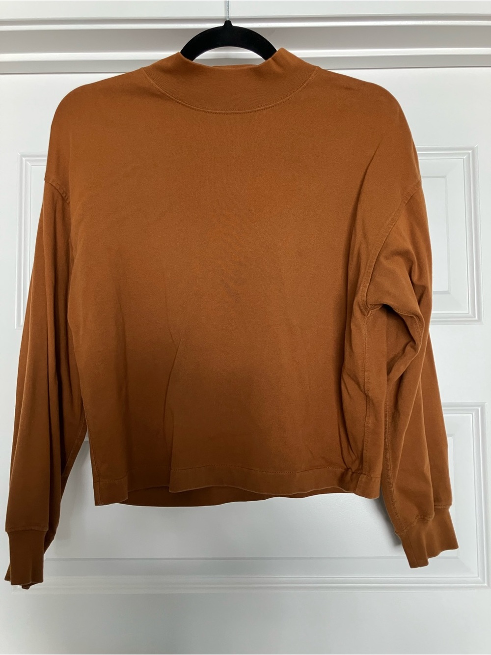 Uniqlo Burnt Orange Mock Turtle Neck Sweater Women Size XS 2026-729